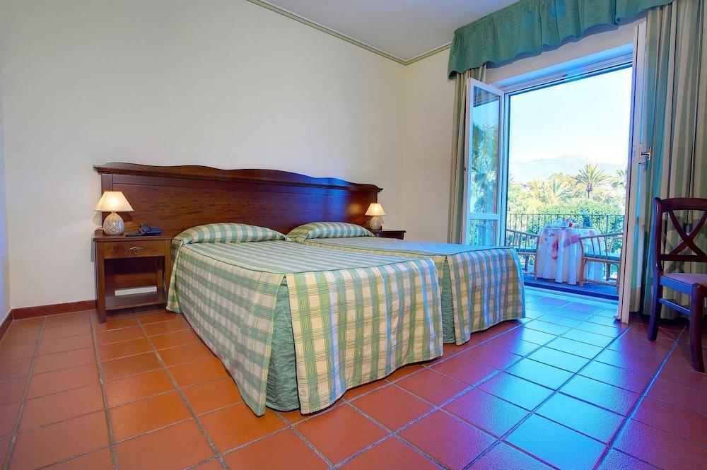 Orizzonte Acireale Hotel المظهر الخارجي الصورة